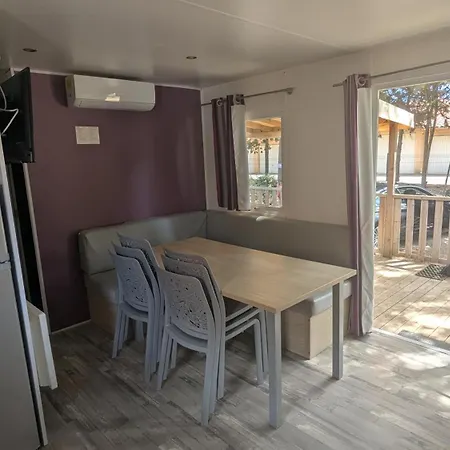 مكان تخييم Mobil Premium 6 Personnes 4 Etoiles Marvilla Parks Toreilles *